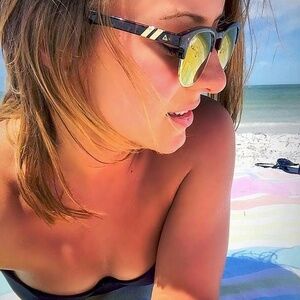 Sunglasses // Cardiff Cat 3 Glossy 😎 // Cardiff // Unisex // BlendersEyeWear